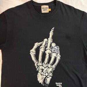 Gallery Dept Skeleton Hand (Fashion Victim)Black Tee EUC!!! GREAT DEAL!!!